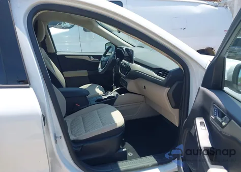 2020 Ford Escape Se from USA, damaged, VIN 1FMCU9G63LUA85246